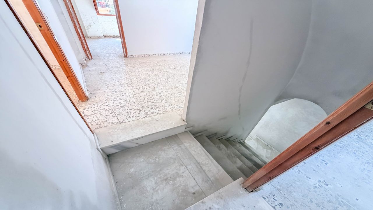 352_slide