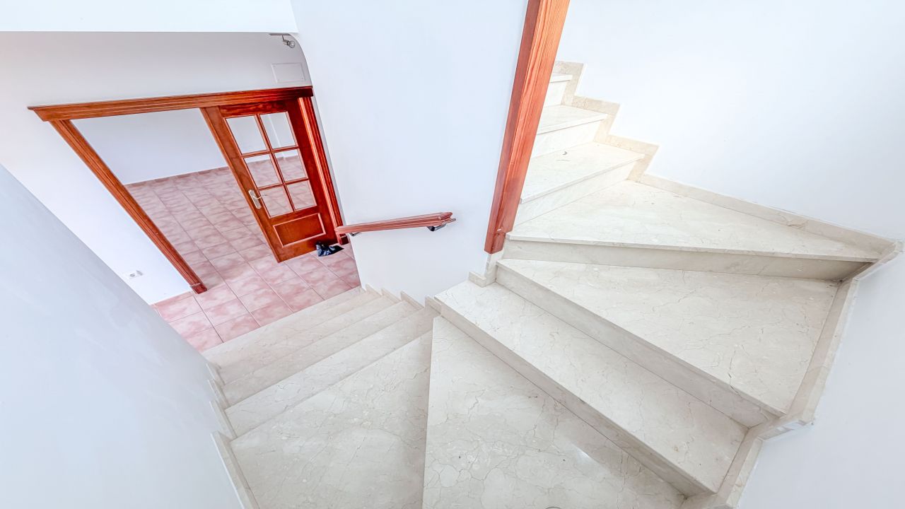 141_slide